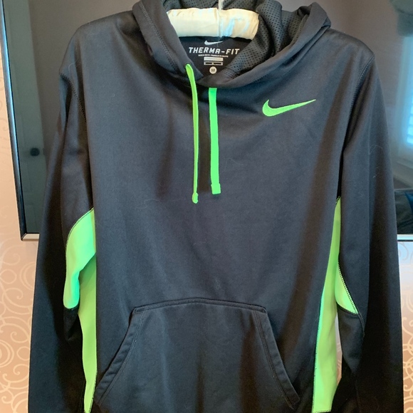 nike therma fit hoodie neon green